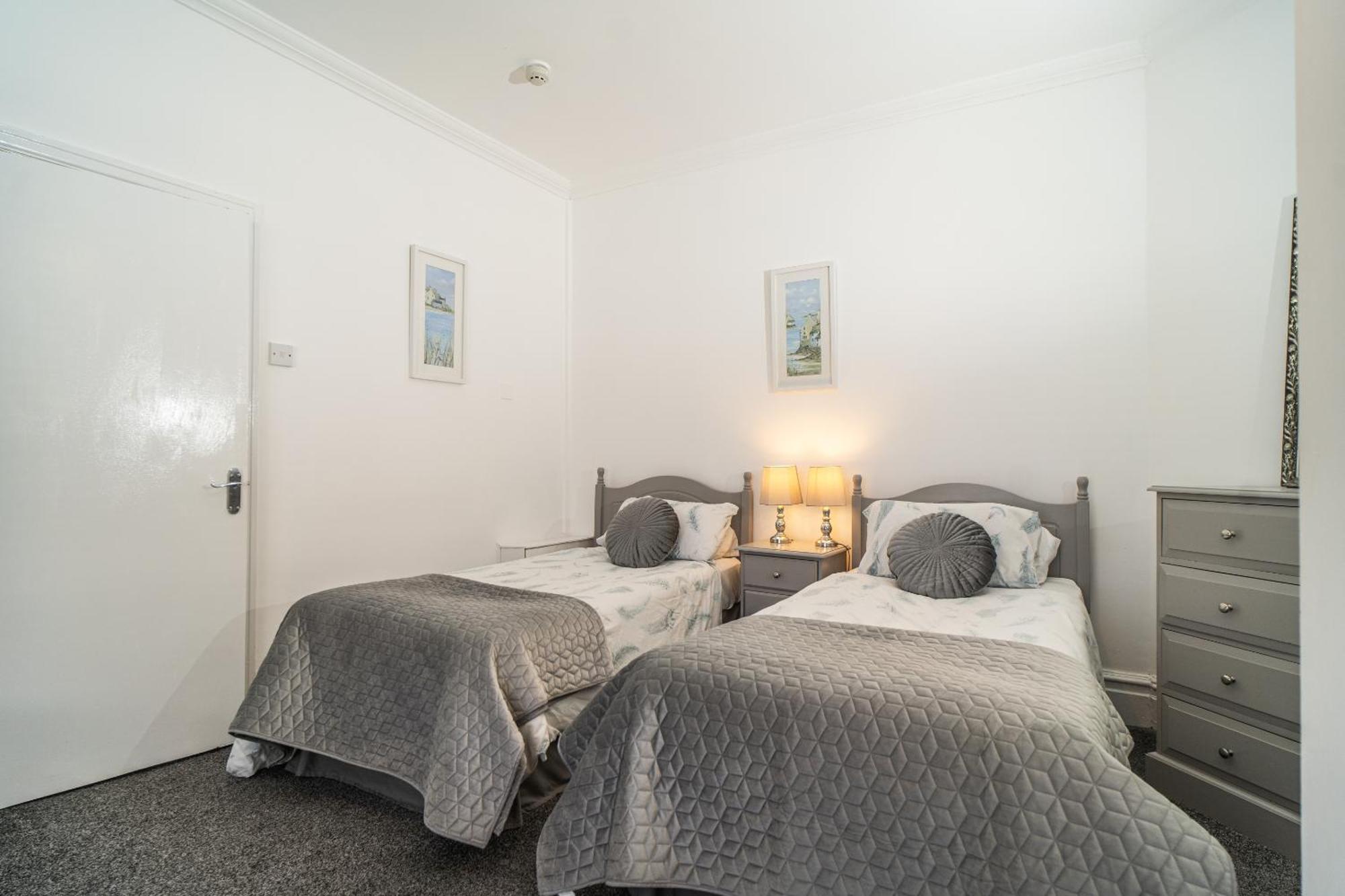 Beachmount Holiday Apartments Colwyn Bay Exterior foto