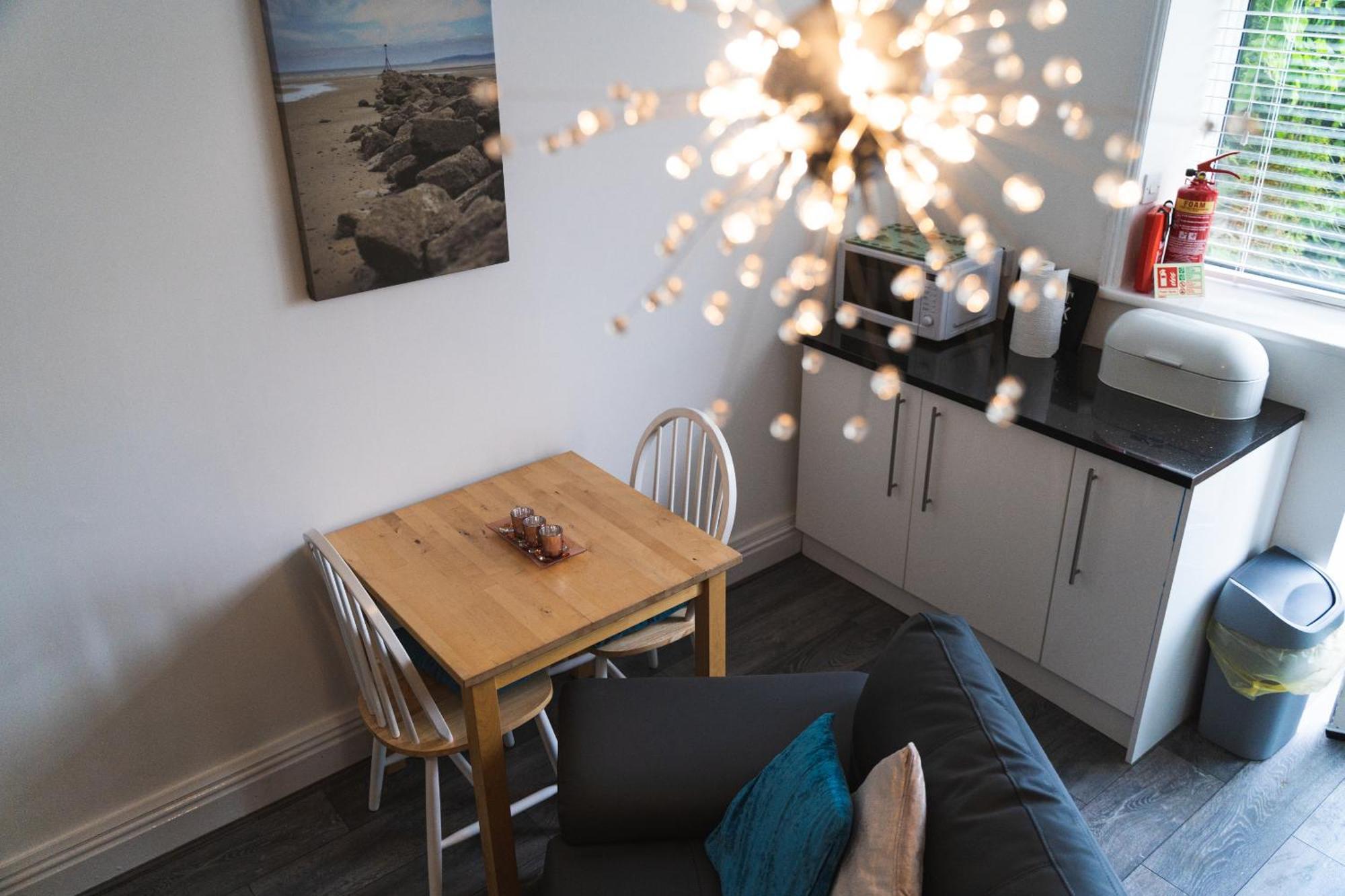 Beachmount Holiday Apartments Colwyn Bay Zimmer foto